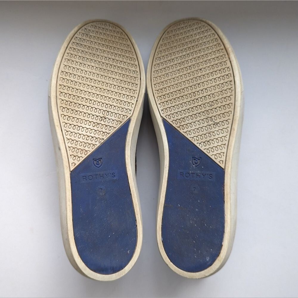 Rothy's Discontinued The Chelsea in Wildcat Leopard Print - Picture 11 of 12